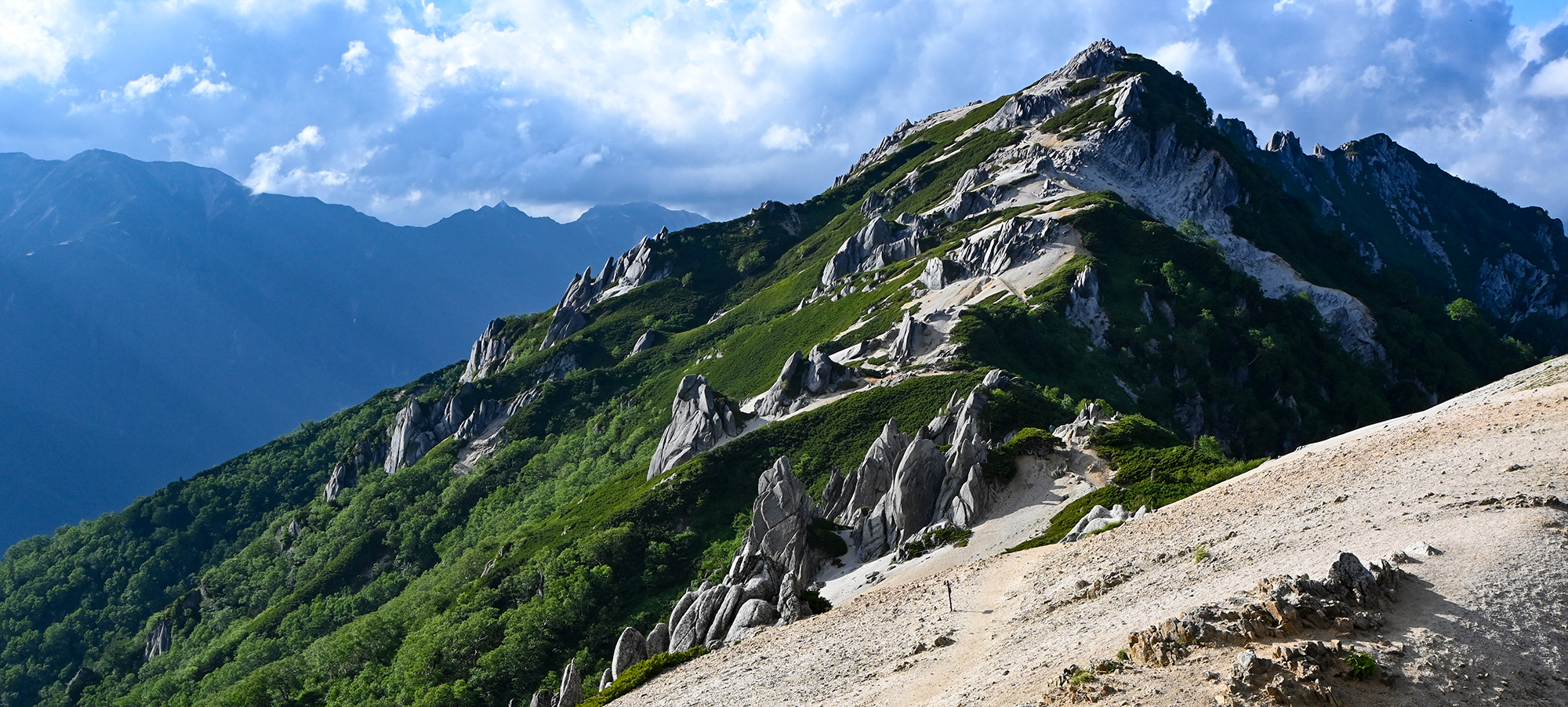 フロントページ2-2