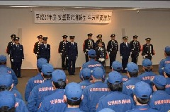 消防団員への激励の様子