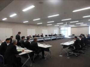 安曇野松筑広域環境施設組合議会定例会の様子