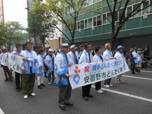 博多どんたく港まつりパレードの写真