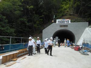 新矢越トンネル視察
