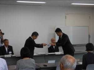 中信地区私学助成推進協議会陳情書の提出