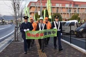 年末特別警戒・年末交通安全運動に伴う出発式の様子