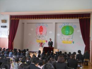 三郷北部認定子ども園卒園式の様子