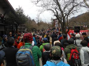 開山祭に集まった方々