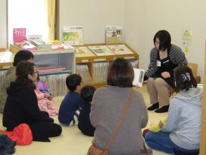 3月のおはなし会の様子