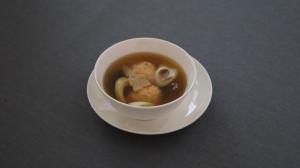 釜冬瓜の信州サーモンすり身団子スープ