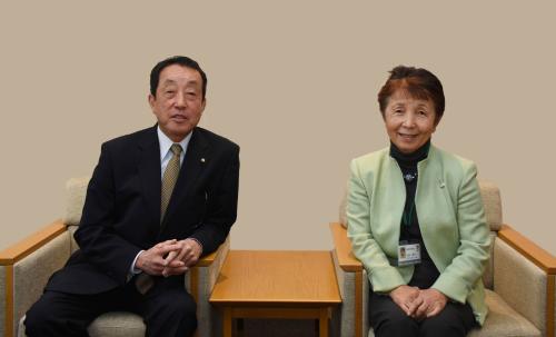 議長　松枝功　副議長　小林純子