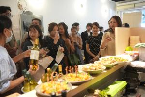 試食会