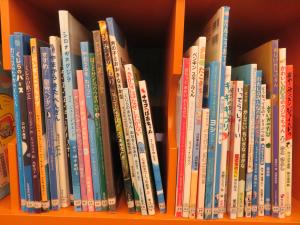 児童書コーナー テーマ展示③