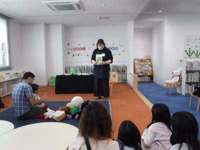 ひまわりが咲くしかけのようす