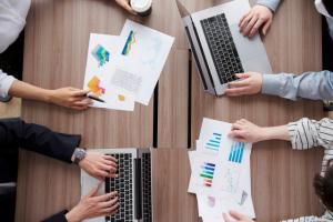 会議の風景写真